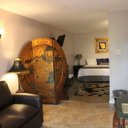 Brydan Suites Юрика Спрингс Экстерьер фото