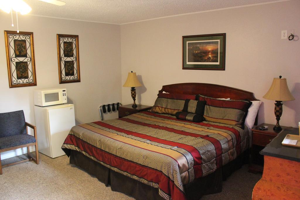 Brydan Suites Юрика Спрингс Экстерьер фото