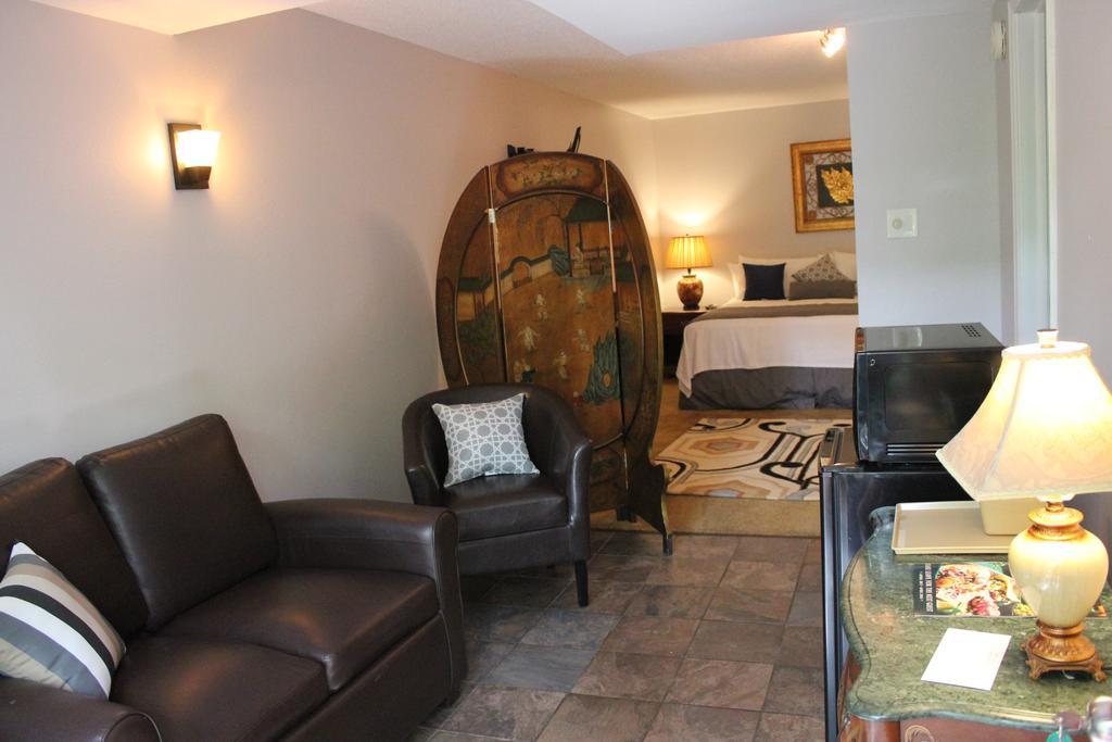 Brydan Suites Юрика Спрингс Экстерьер фото