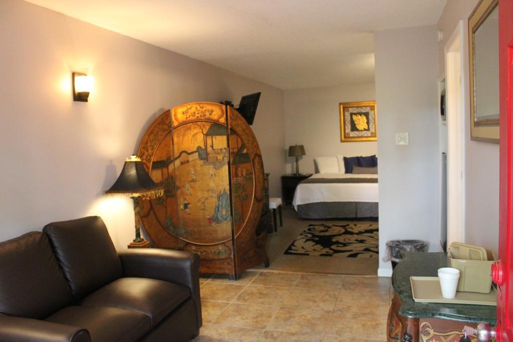 Brydan Suites Юрика Спрингс Экстерьер фото