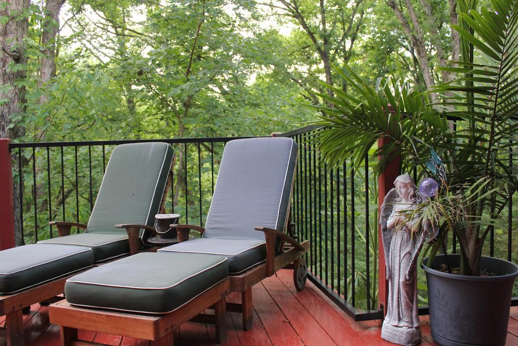 Brydan Suites Юрика Спрингс Экстерьер фото